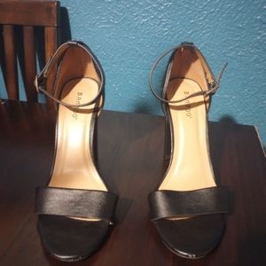 Bamboo Black Open Toe 4" Heels Size 8.5